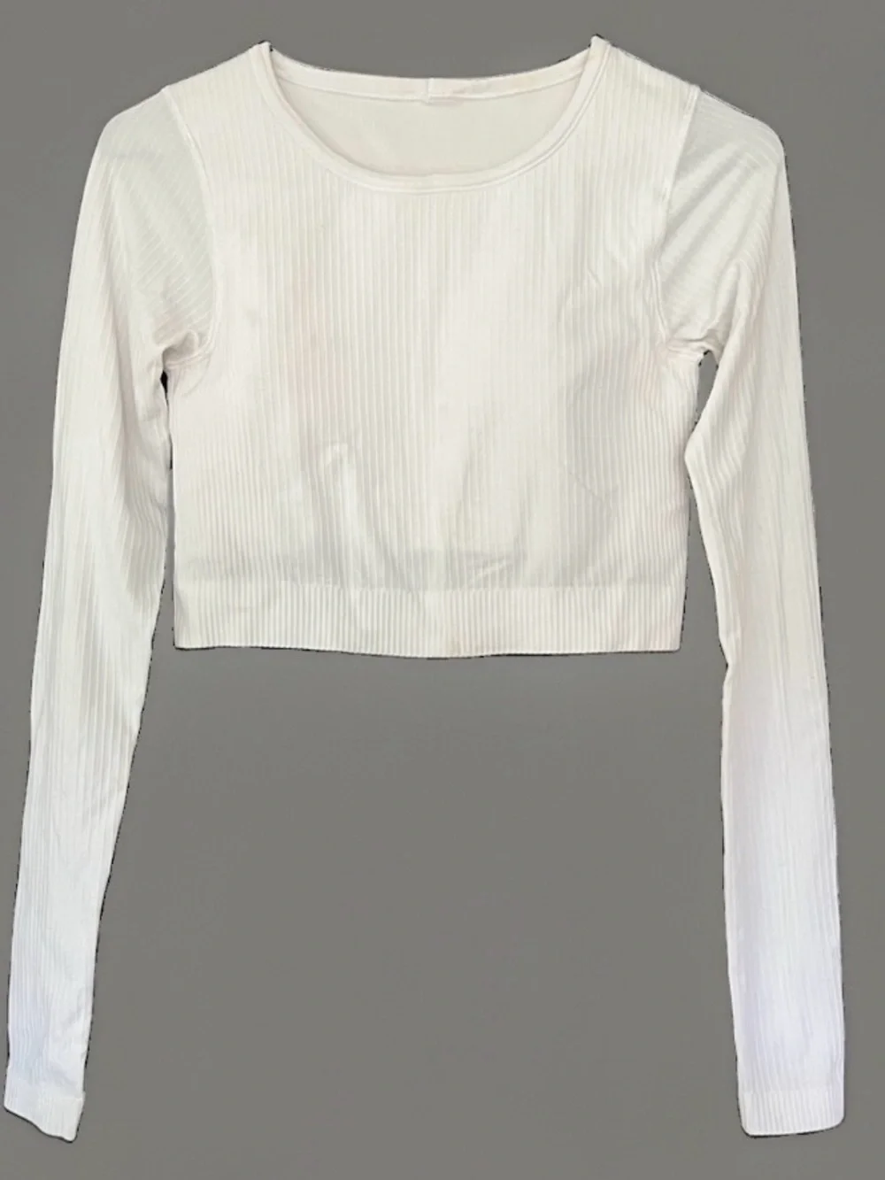 Lululemon Women’s White Ribbed Long Sleeve Cropped Top Crew Neck Size 6